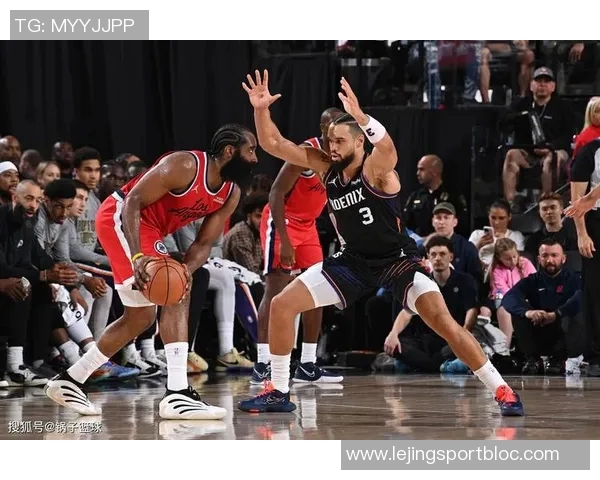 媒体人分析：上赛季依赖球星C的太阳队如何蜕变为防守强队