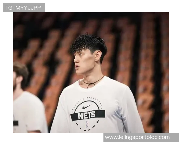 费尔南德斯盛赞曾凡博努力拼搏明日有望迎来首秀机会