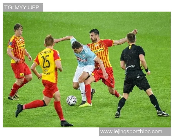 德甲精彩对决霍芬海姆主场迎战科隆力争胜利