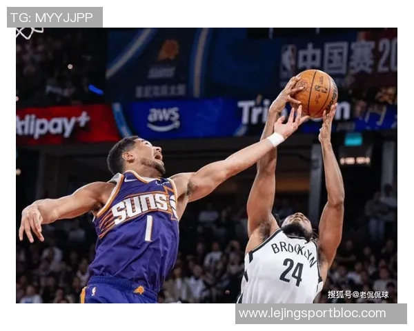 布克强调新三巨头需稳步前行吸取教训避免重蹈覆辙